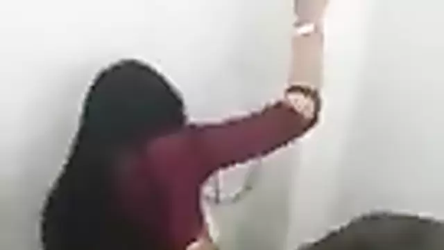 Девушка из Самарканда трахается в туалете