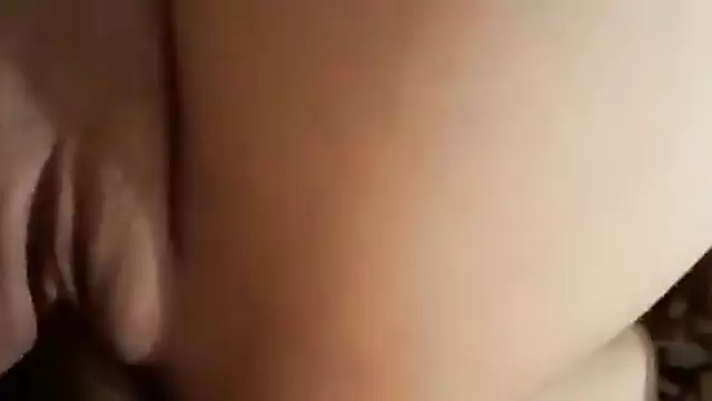 Крупно снял киску любимой узбечки