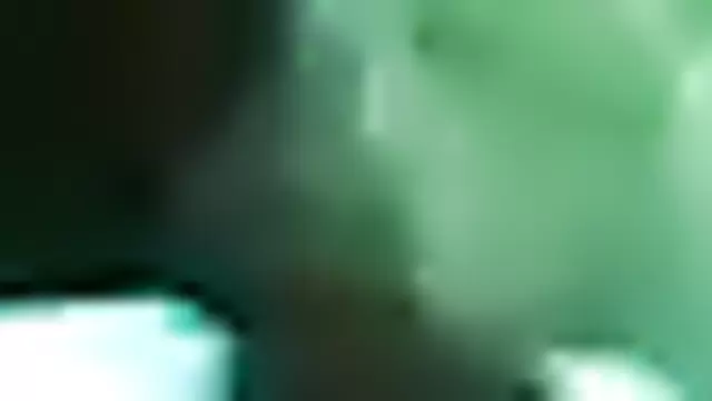 Трахает в лесу узбечку на скрытую камеру