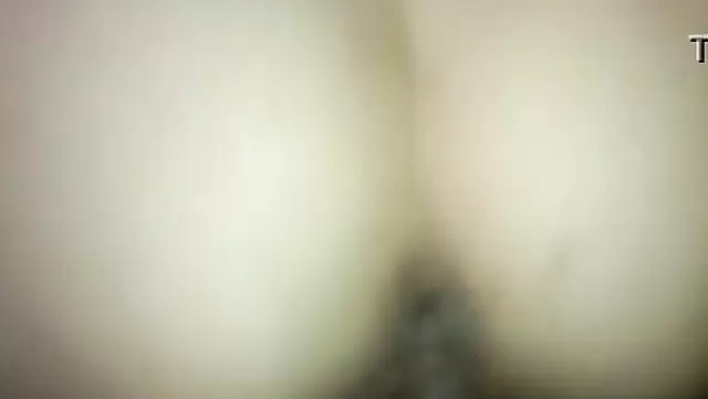 Жена узбечка балдеет от члена в киске